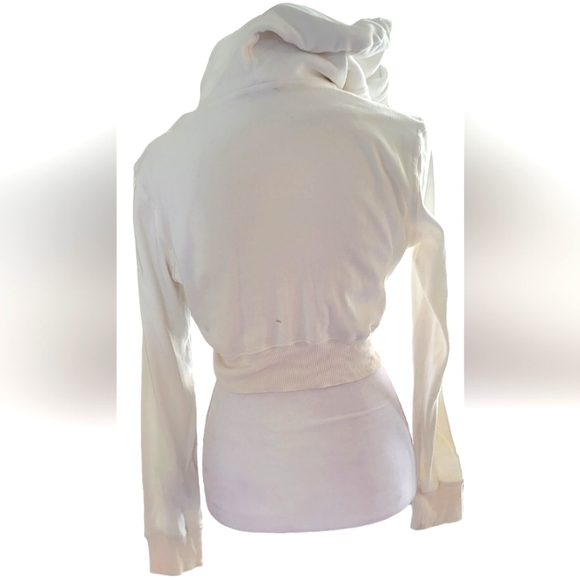 Bebe - Picture 2 of 5